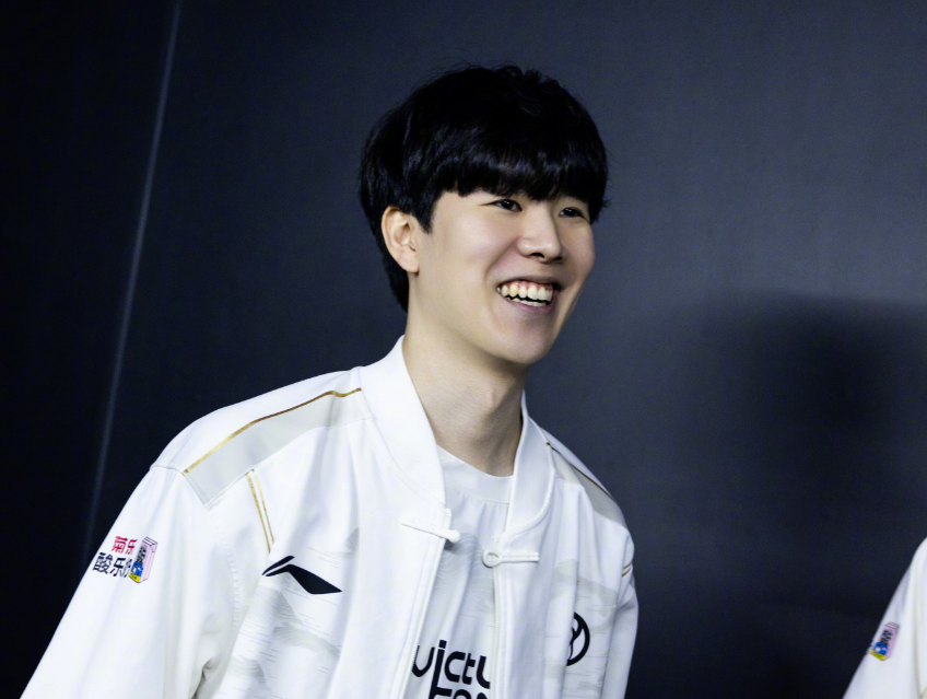 吸引大量的 吸引大量的