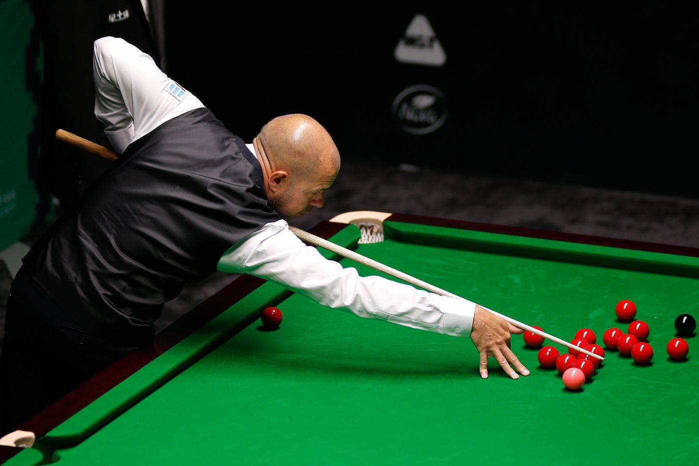 巨大压力下 巨大压力下