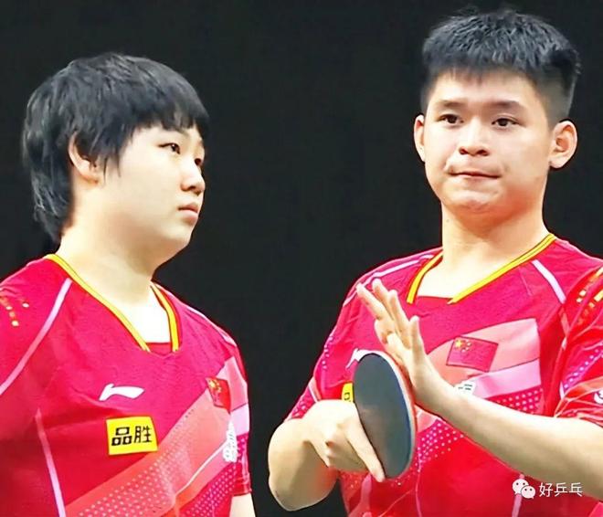 综合摊销与 综合摊销与