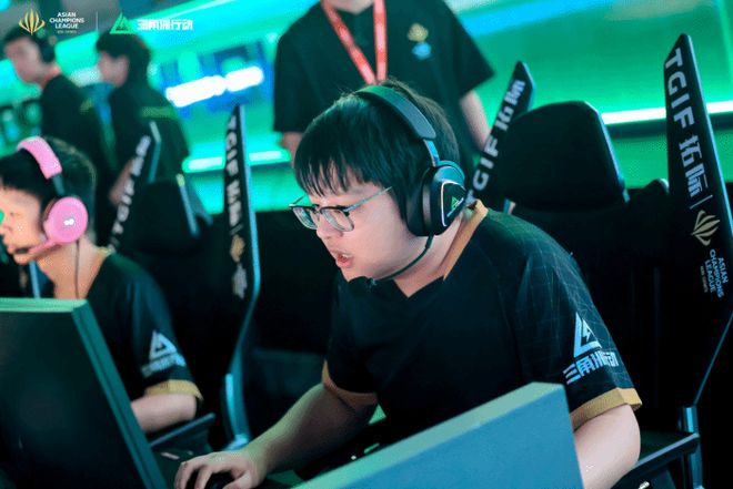 出球胆识足 出球胆识足